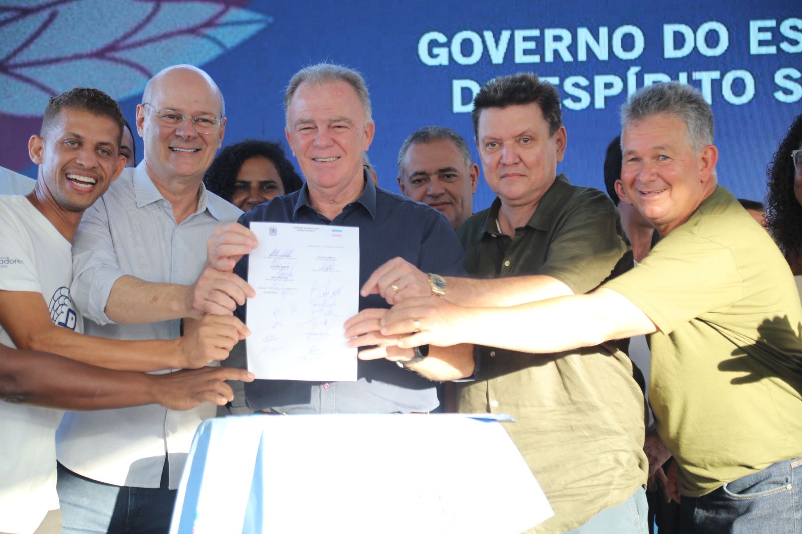 Governo do Estado assina Ordem de Serviço para urbanização e impermeabilização da Calha do Rio Marinho